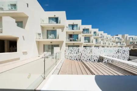 HD Beach Resort