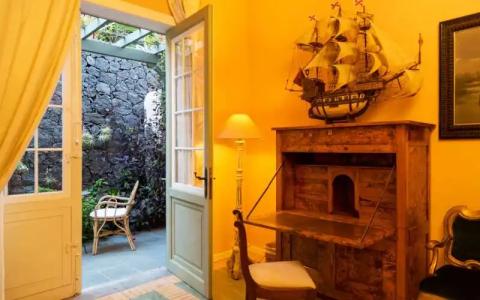 Hacienda de Abajo-Adults Only - 16