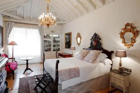 Hacienda de Abajo-Adults Only - 67