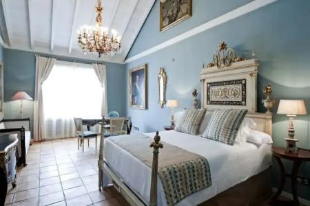 Hacienda de Abajo-Adults Only - 52