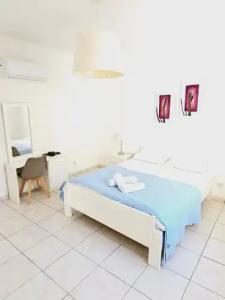 Stephanie City Apartments - 42