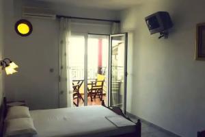 Hotel Papagalos, Neos Marmaras