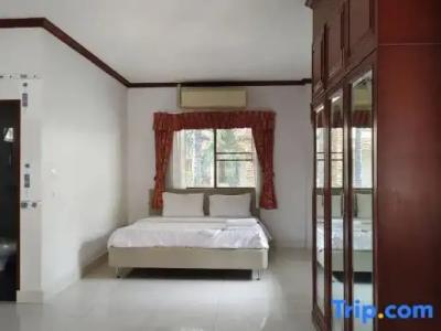Selina Place - 95