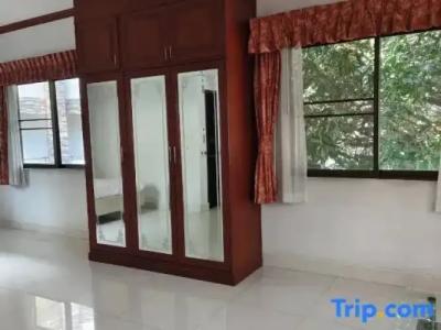 Selina Place - 102