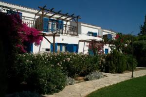 Hylatio Tourist Village, Pissouri