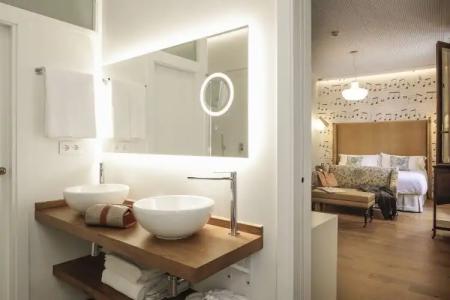 Amadeus Sevilla - 10