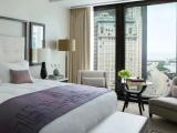 1 Bedroom Club Suite with river view