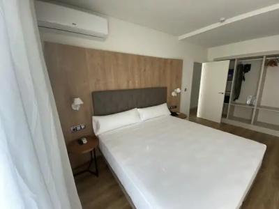 Virgen de los Reyes - 8