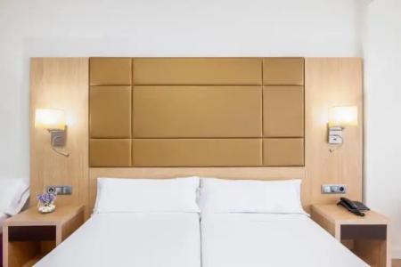 Virgen de los Reyes - 56