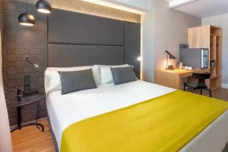 Catalonia Giralda - 68