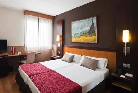 Catalonia Giralda - 6