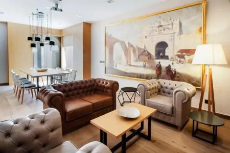 Catalonia Giralda - 15