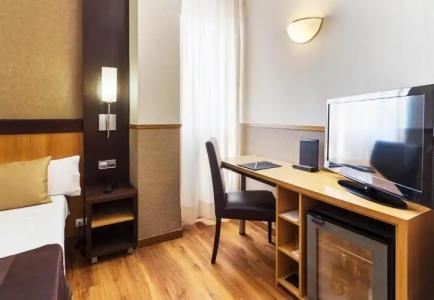 Catalonia Giralda - 39