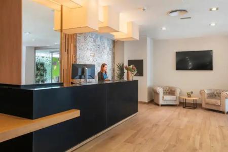 Catalonia Giralda - 32