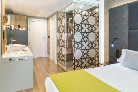 Catalonia Giralda - 60