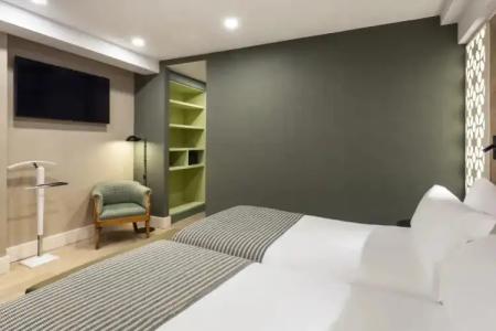 Catalonia Santa Justa - 63