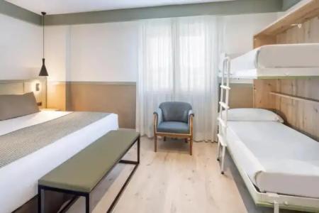 Catalonia Santa Justa - 42