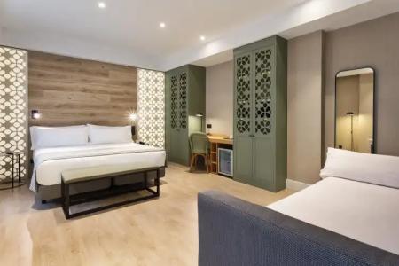 Catalonia Santa Justa - 2