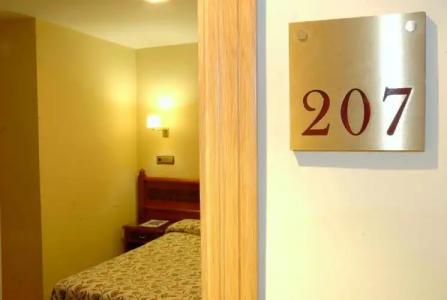 Reyes Católicos - 2