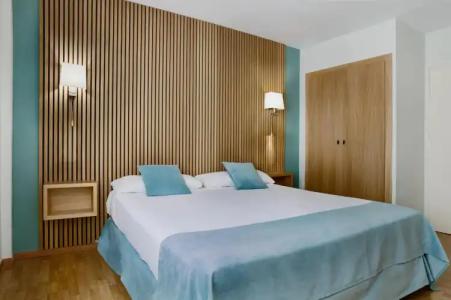 Reyes Católicos - 10