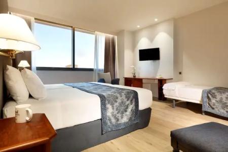 Exe Isla Cartuja - 53