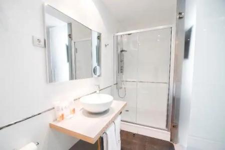 Petit Palace Santa Cruz - 64