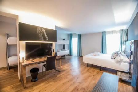 Petit Palace Santa Cruz - 33