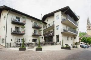 Hotel Goldene Traube, Termeno