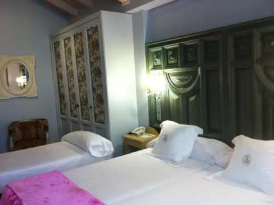 Sacristia de Santa Ana - 50