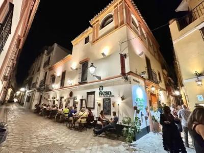 El Rey Moro Boutique - 24