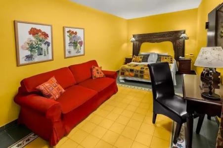 El Rey Moro Boutique - 11