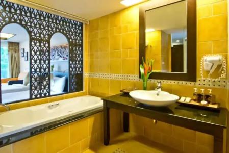 Anyavee Tubkaek Beach Resort- SHA Plus - 37