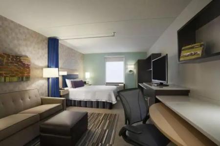 Home2 Suites by Hilton Philadelphia Convention Center - 36