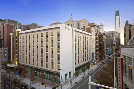 Home2 Suites by Hilton Philadelphia Convention Center - 19