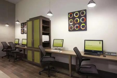 Home2 Suites by Hilton Philadelphia Convention Center - 15