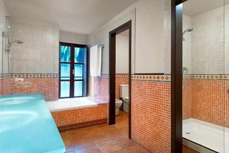 Palacio del Carmen, Autograph Collection - 58