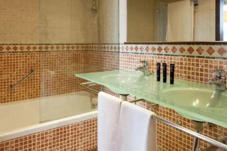 Palacio del Carmen, Autograph Collection - 52