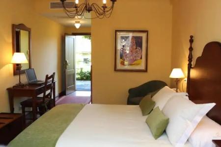 Virxe da Cerca by Pousadas de Compostela - 44