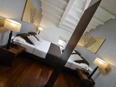 Carris Casa de la Troya - 49