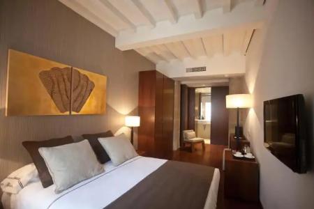 Carris Casa de la Troya - 4