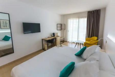 DWO Sirius - Adults Only - 118