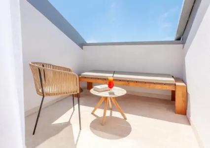 DWO Sirius - Adults Only - 129