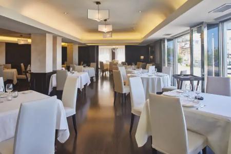 Silken Río Santander - 25