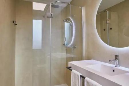 Silken Río Santander - 60