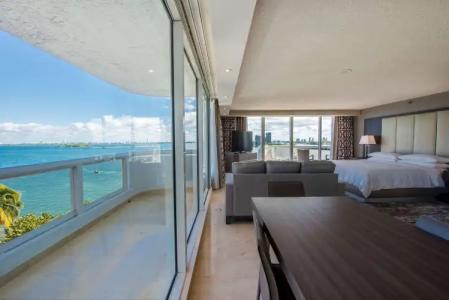 DoubleTree by Hilton Grand Biscayne Bay - 93