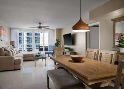 DoubleTree by Hilton Grand Biscayne Bay - 104