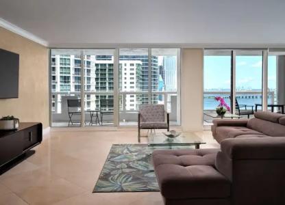 DoubleTree by Hilton Grand Biscayne Bay - 103
