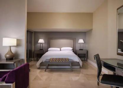 DoubleTree by Hilton Grand Biscayne Bay - 1