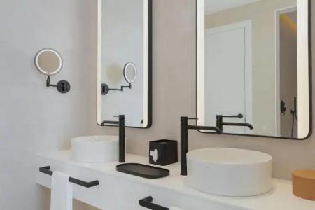 Riomar, Ibiza, a Tribute Portfolio - 9