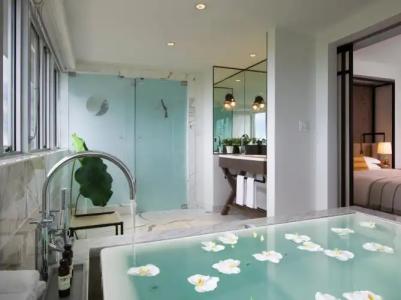 Victor South Beach - 17